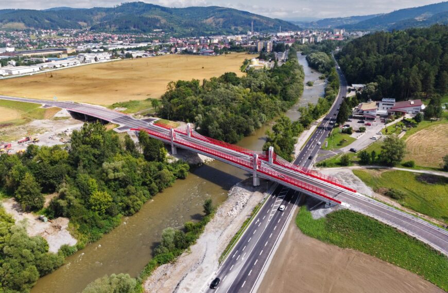 Dialnica D3 Žilina (Brodno) – Kysucké Nové Mesto, Privádzač
