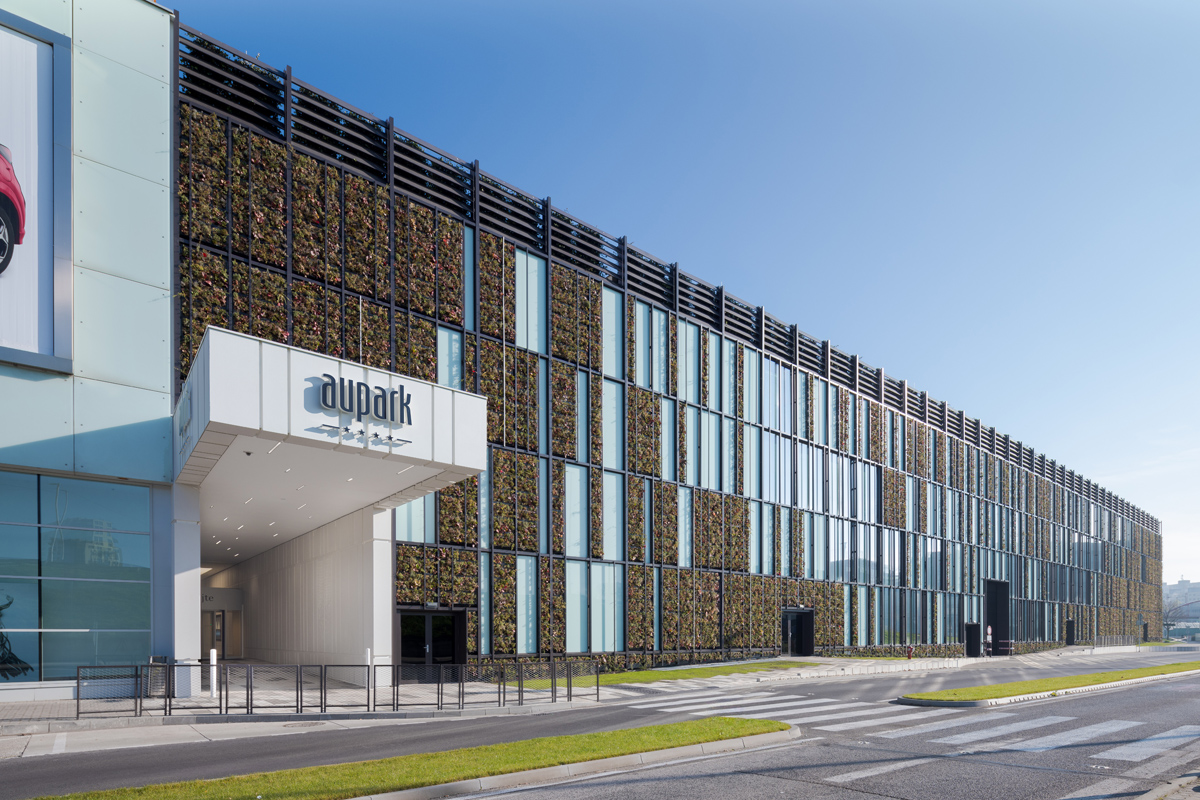 Rozšírenie nákupného centra Aupark má cenu za architektonický koncept.