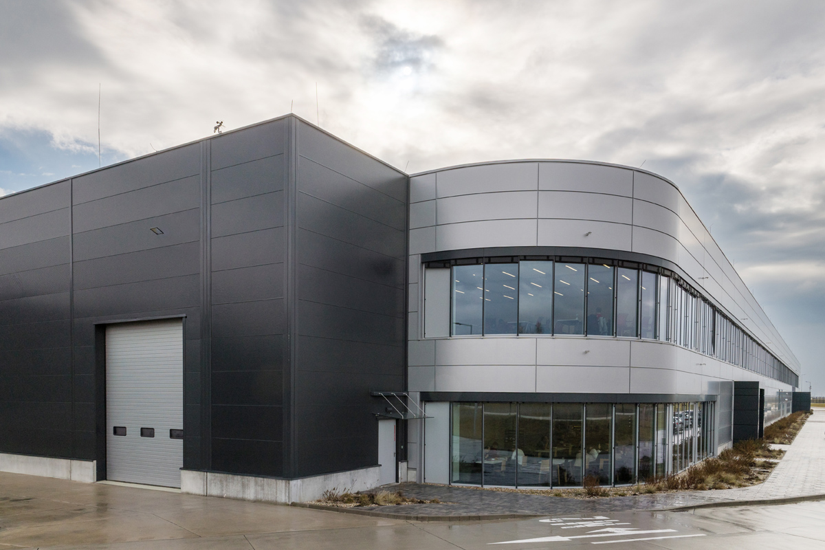Porsche Smart Battery Shop